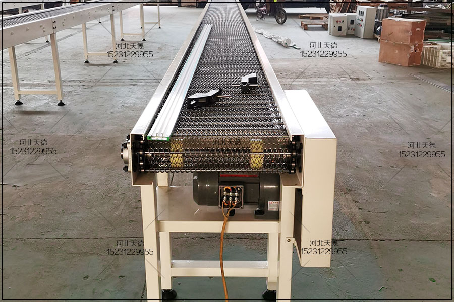 網(wǎng)帶輸送機(jī)